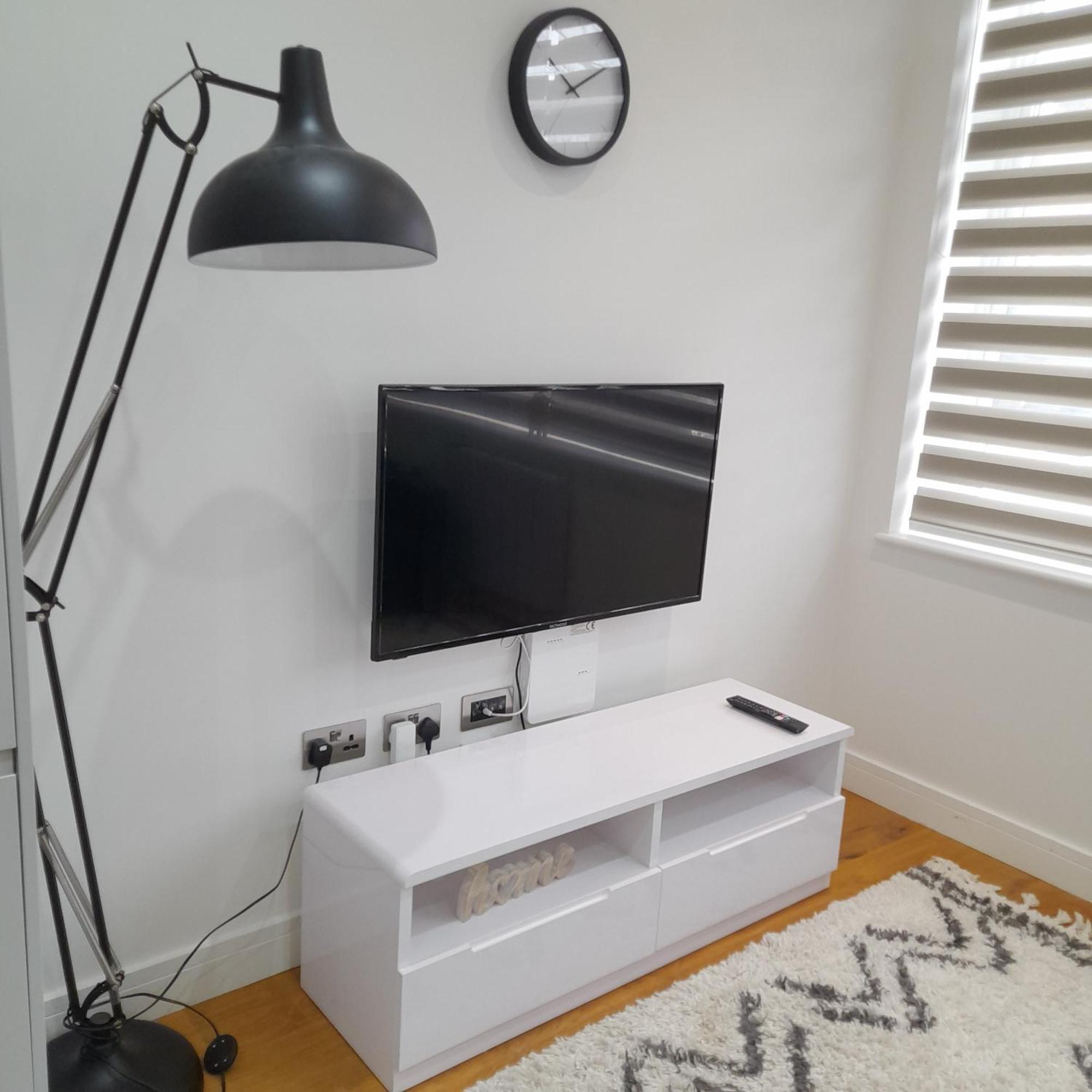 Deluxe Chic 1 2 Bed Apts Near Heathrow Legoland Windsor Sloughヴィラ エクステリア 写真